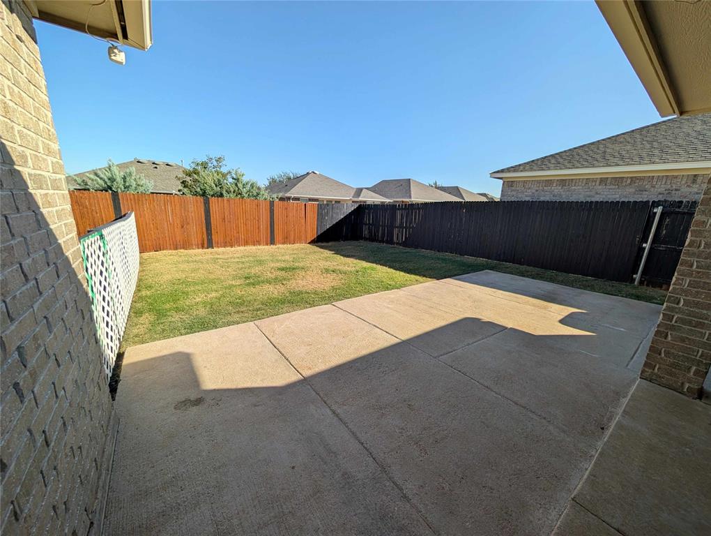 6801 Nw 155th Street Property Photo 21