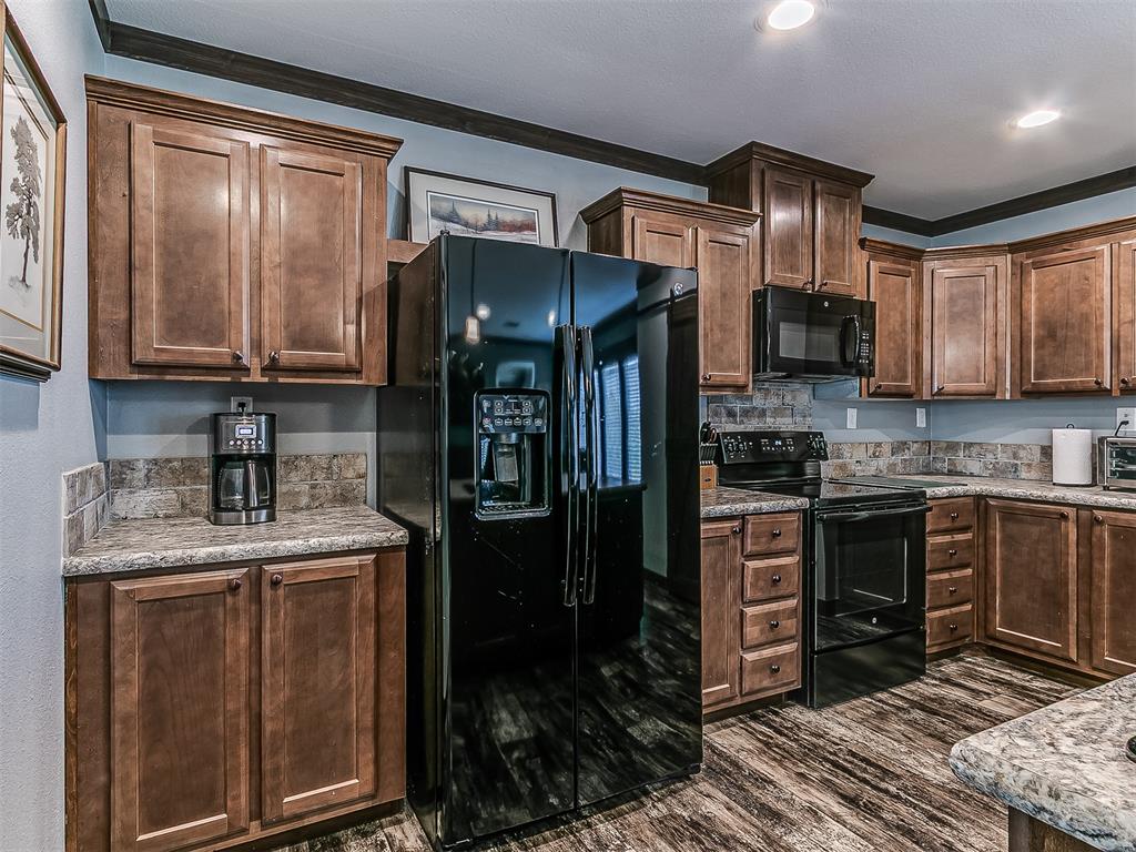 343764 E 860 Road Property Photo 17