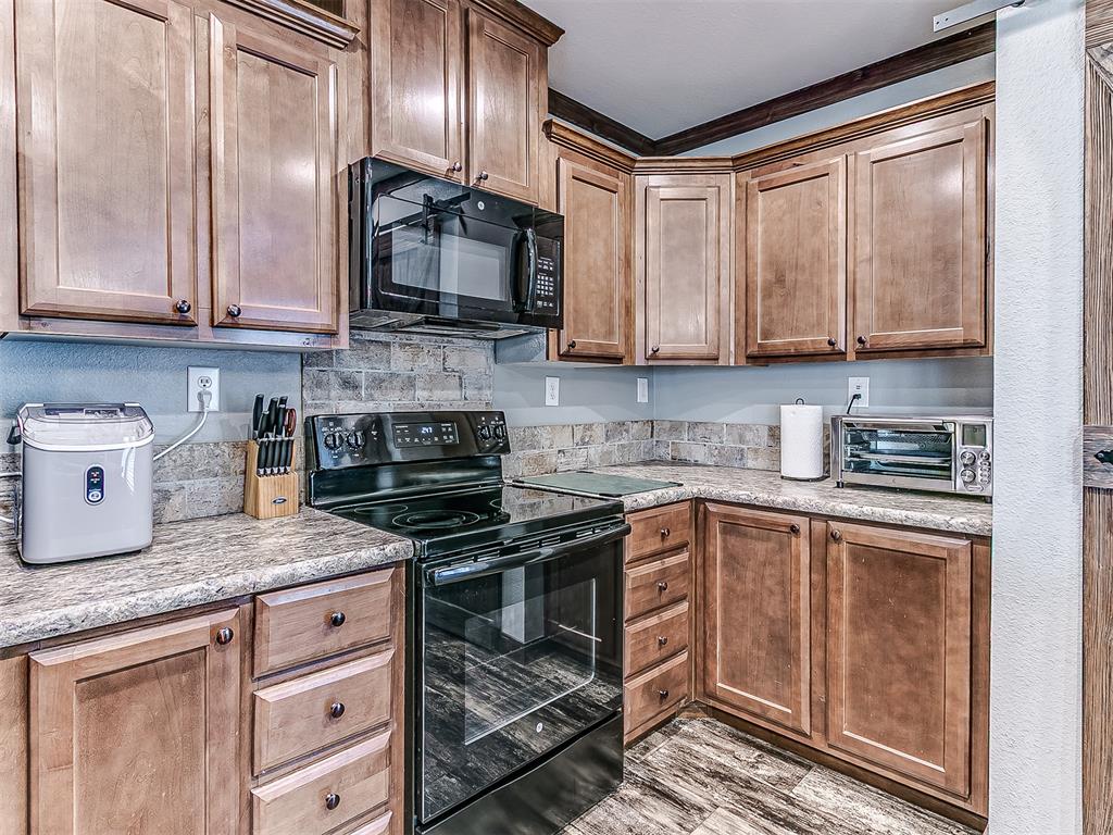 343764 E 860 Road Property Photo 20