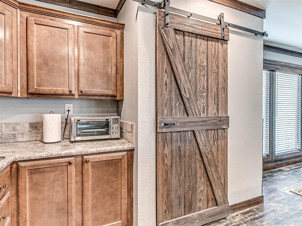 343764 E 860 Road Property Photo 21