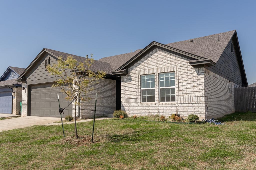 401 Nest Drive Property Photo 2