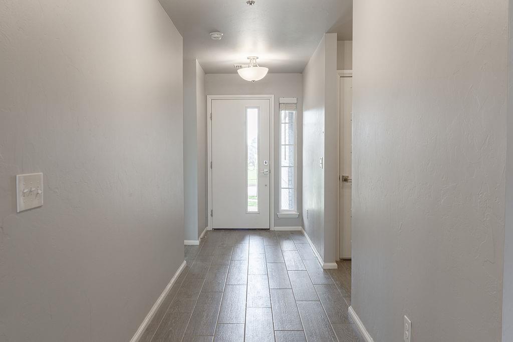 401 Nest Drive Property Photo 4