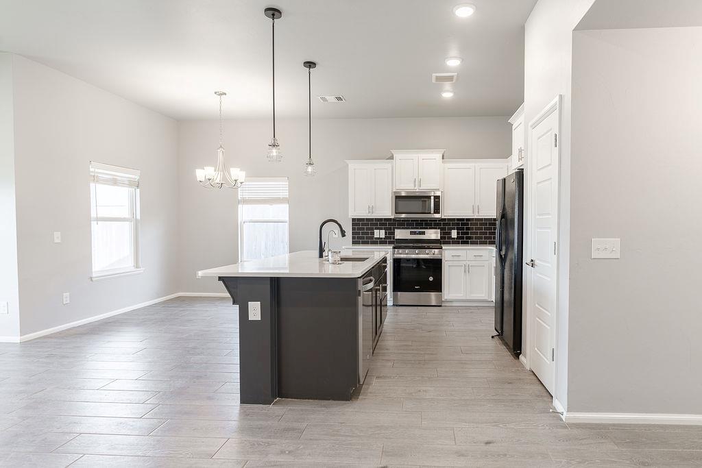 401 Nest Drive Property Photo 15