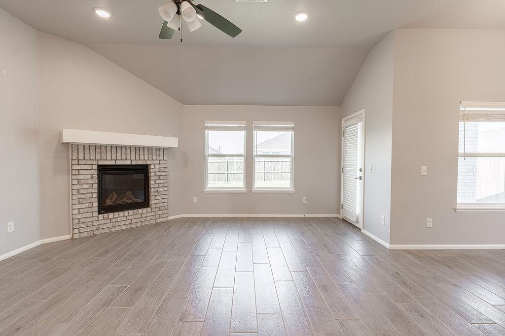 401 Nest Drive Property Photo 16