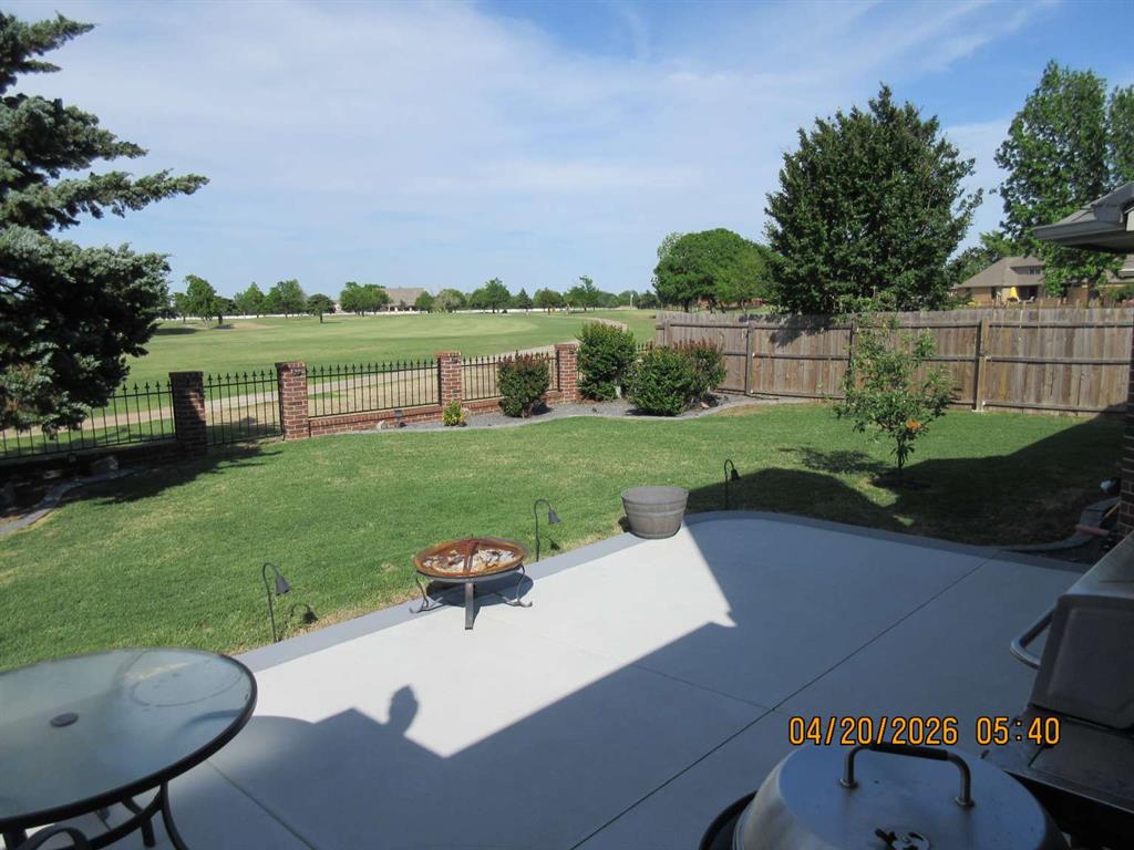 11616 Royal Coach Drive Property Photo 4