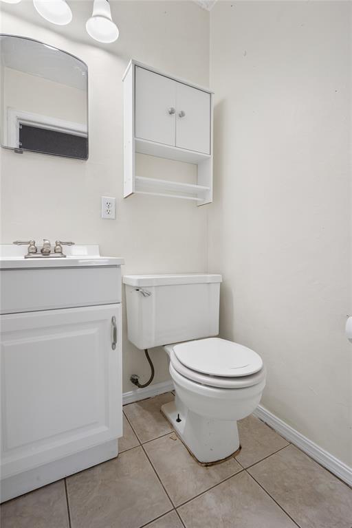 2113 N Willow Avenue Property Photo 13