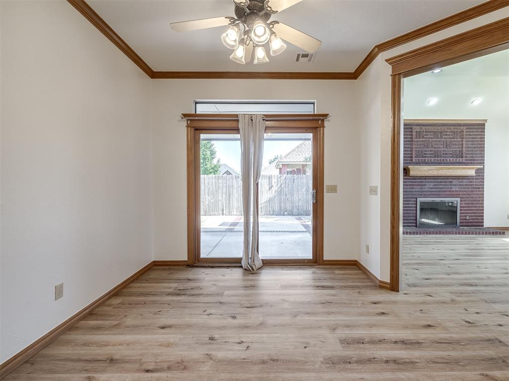 802 Hampton Court Property Photo 16