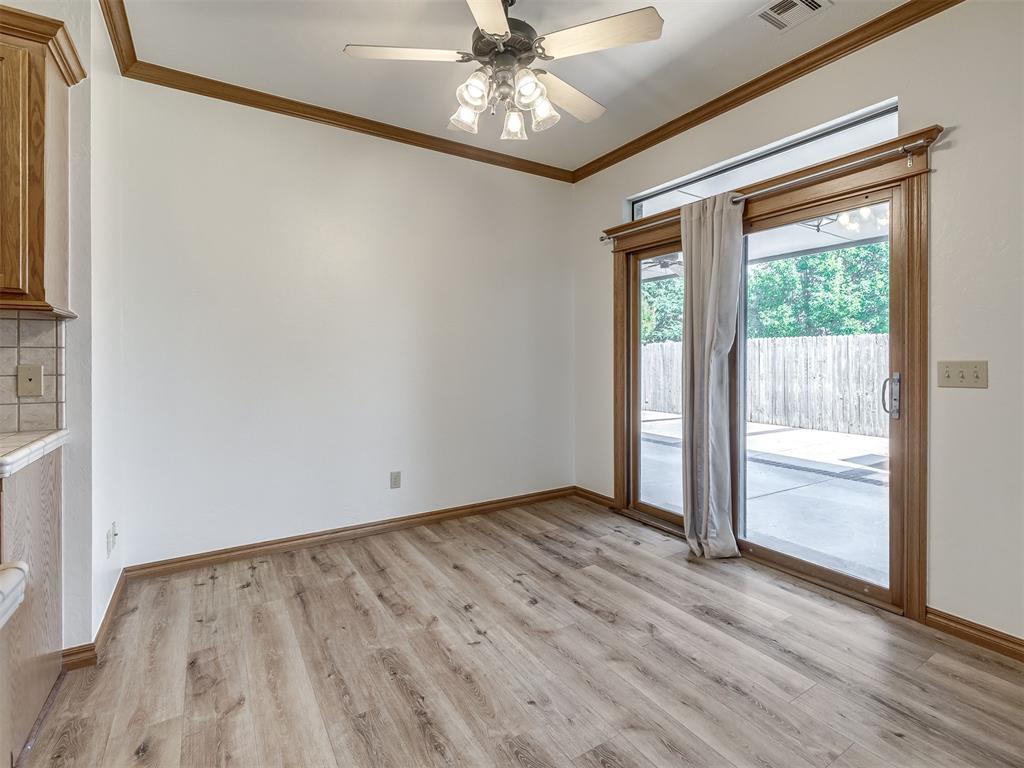 802 Hampton Court Property Photo 17
