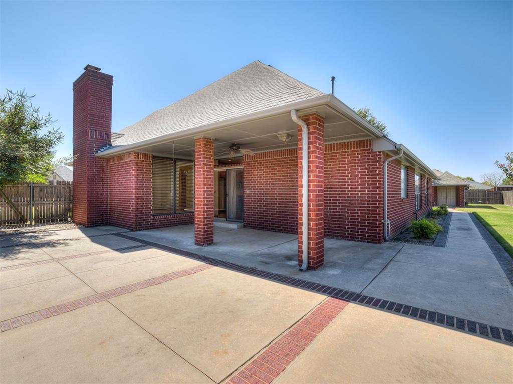 802 Hampton Court Property Photo 39