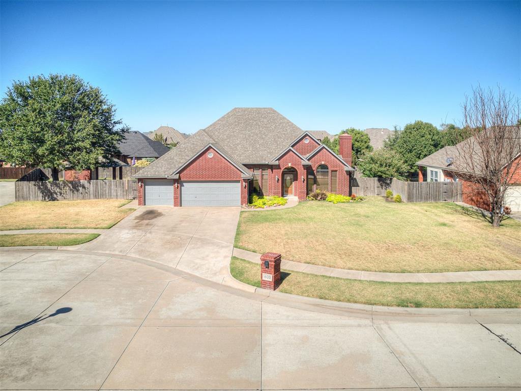 802 Hampton Court Property Photo 45