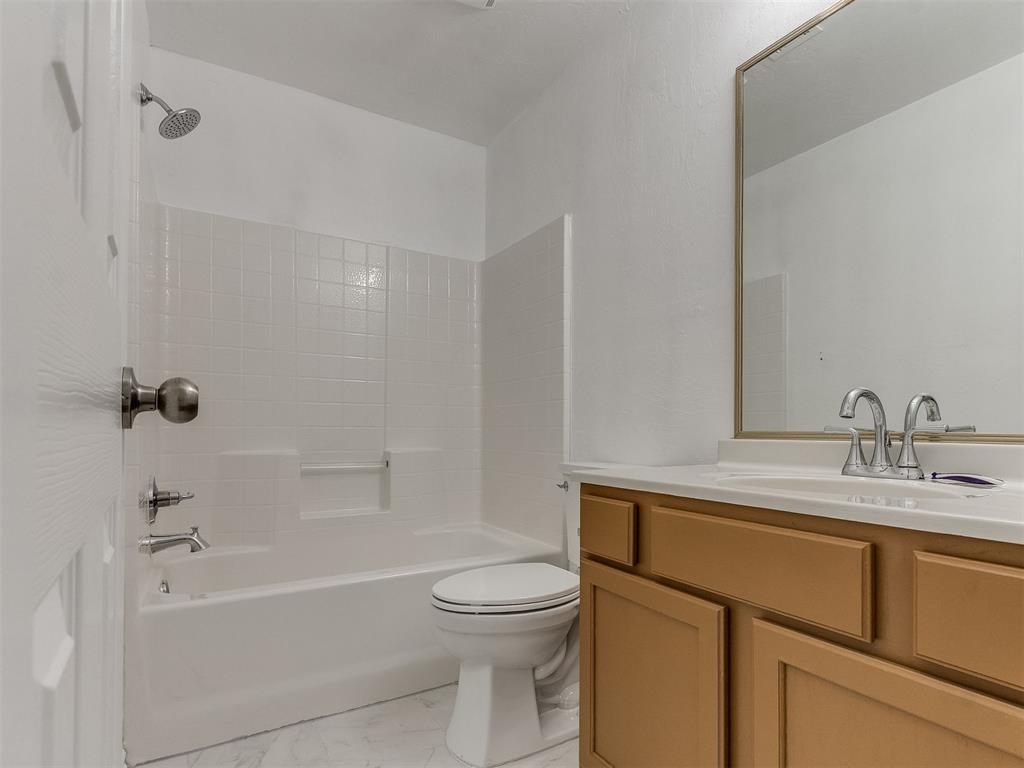 902 Beaumont Square Property Photo 11