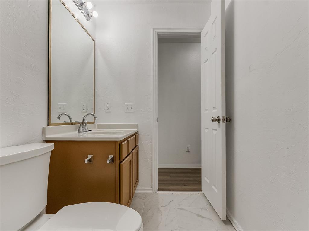 902 Beaumont Square Property Photo 14