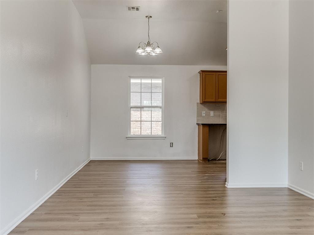 902 Beaumont Square Property Photo 31