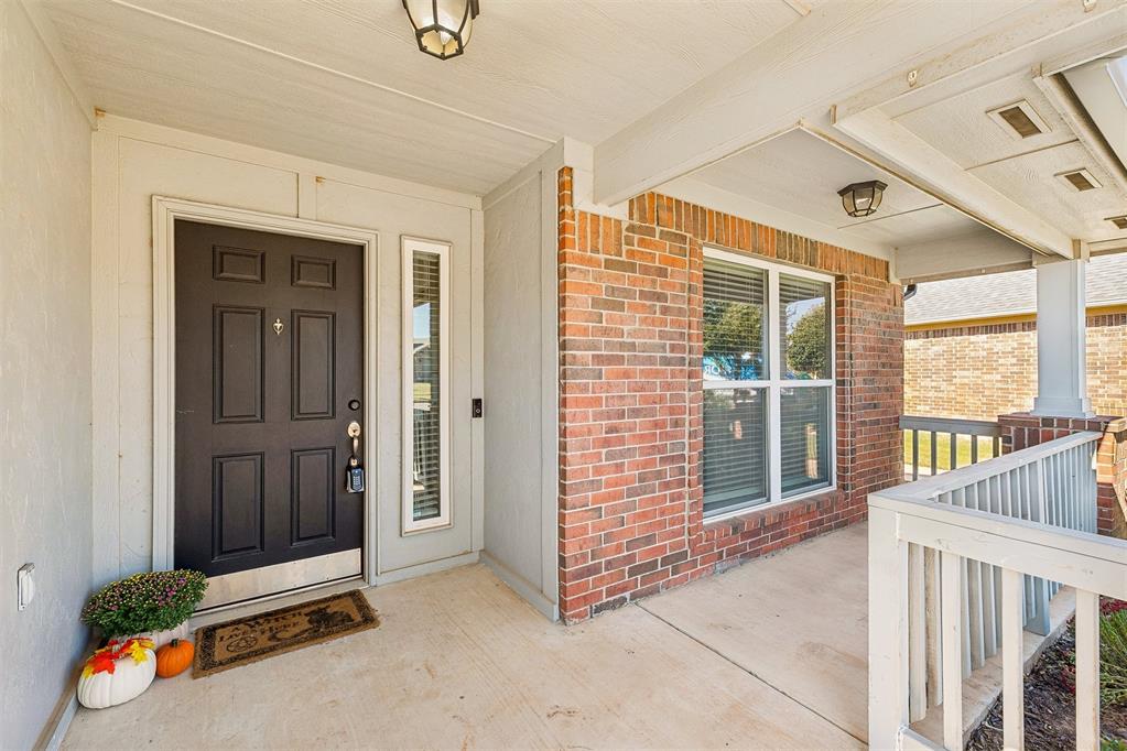 12607 Se 18th Street Property Photo 6