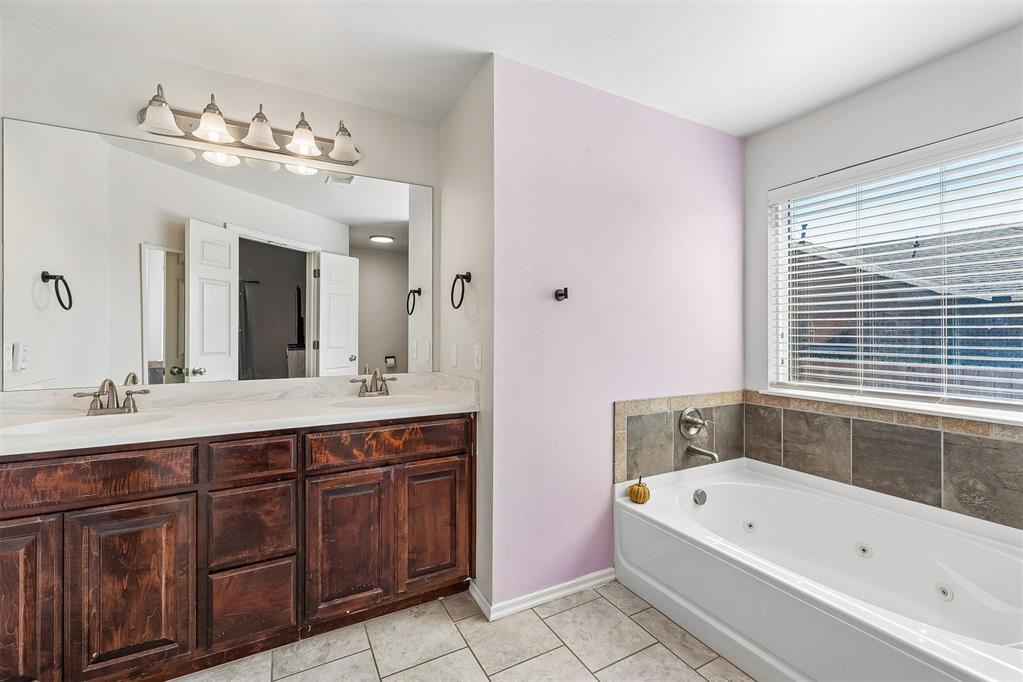 12607 Se 18th Street Property Photo 23