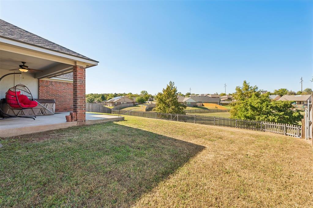12607 Se 18th Street Property Photo 35