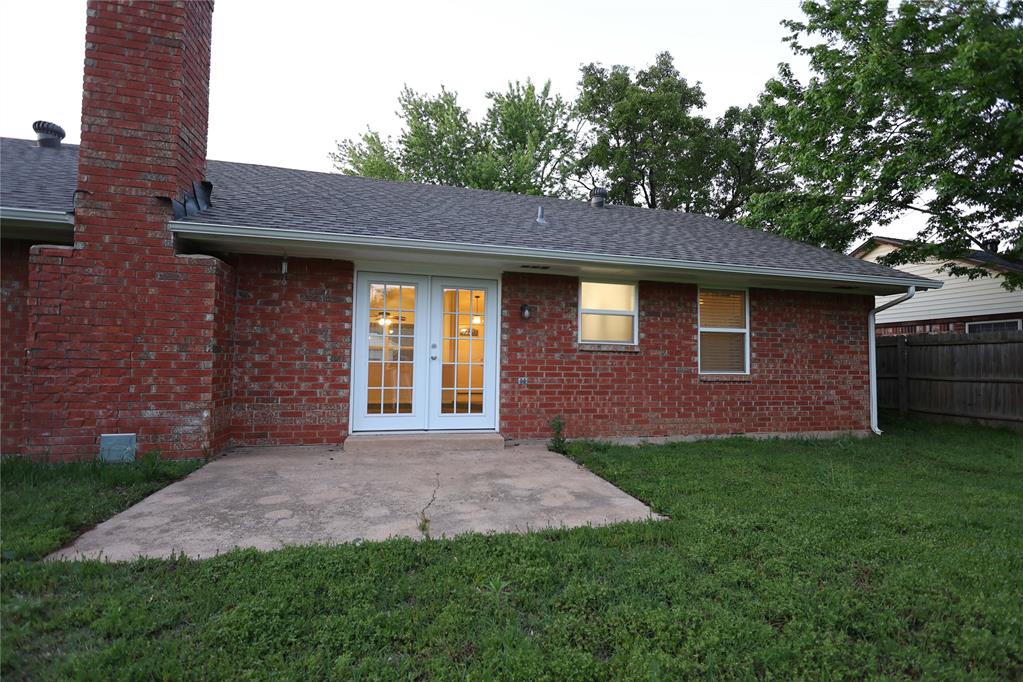 1808 Ridgewood Drive Property Photo 8