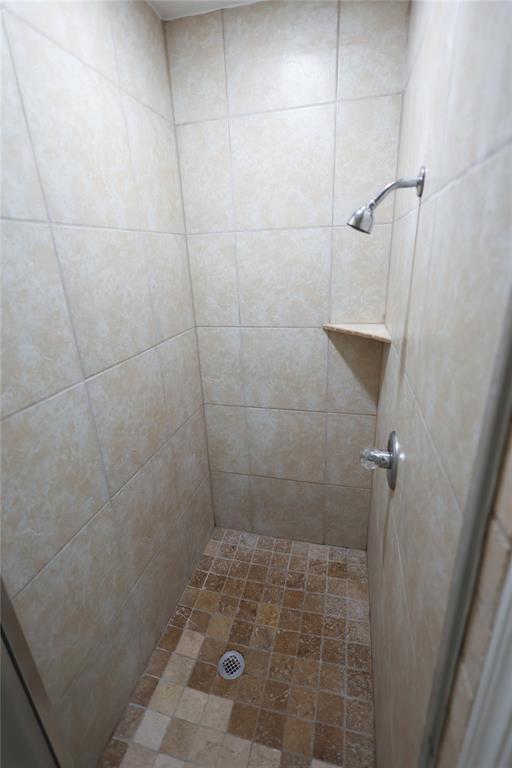 1808 Ridgewood Drive Property Photo 22