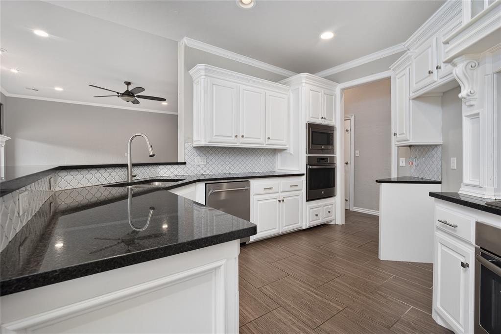 12208 Long Lake Boulevard Property Photo 4