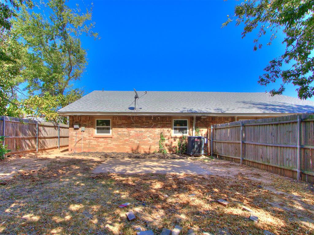 1913 N Moulton Court Property Photo 2