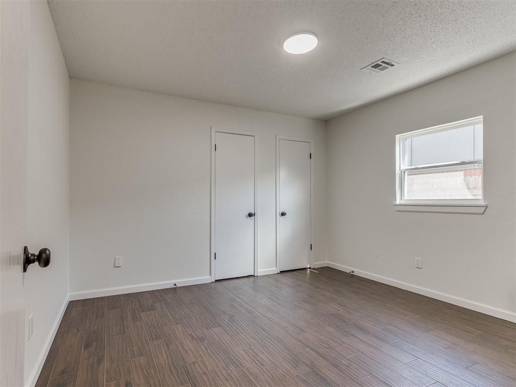 1913 N Moulton Court Property Photo 5