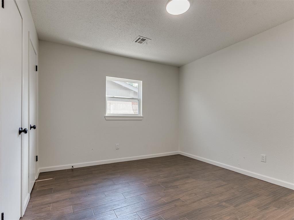 1913 N Moulton Court Property Photo 6