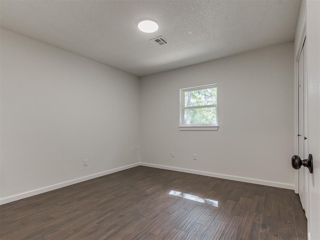1913 N Moulton Court Property Photo 7