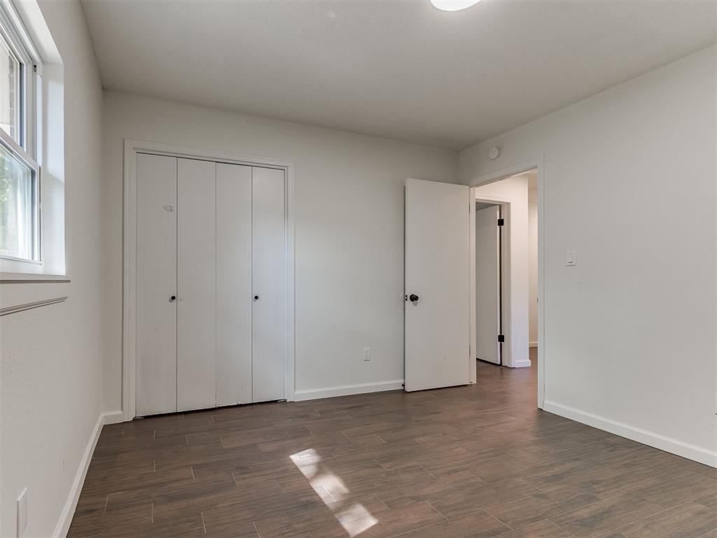 1913 N Moulton Court Property Photo 8