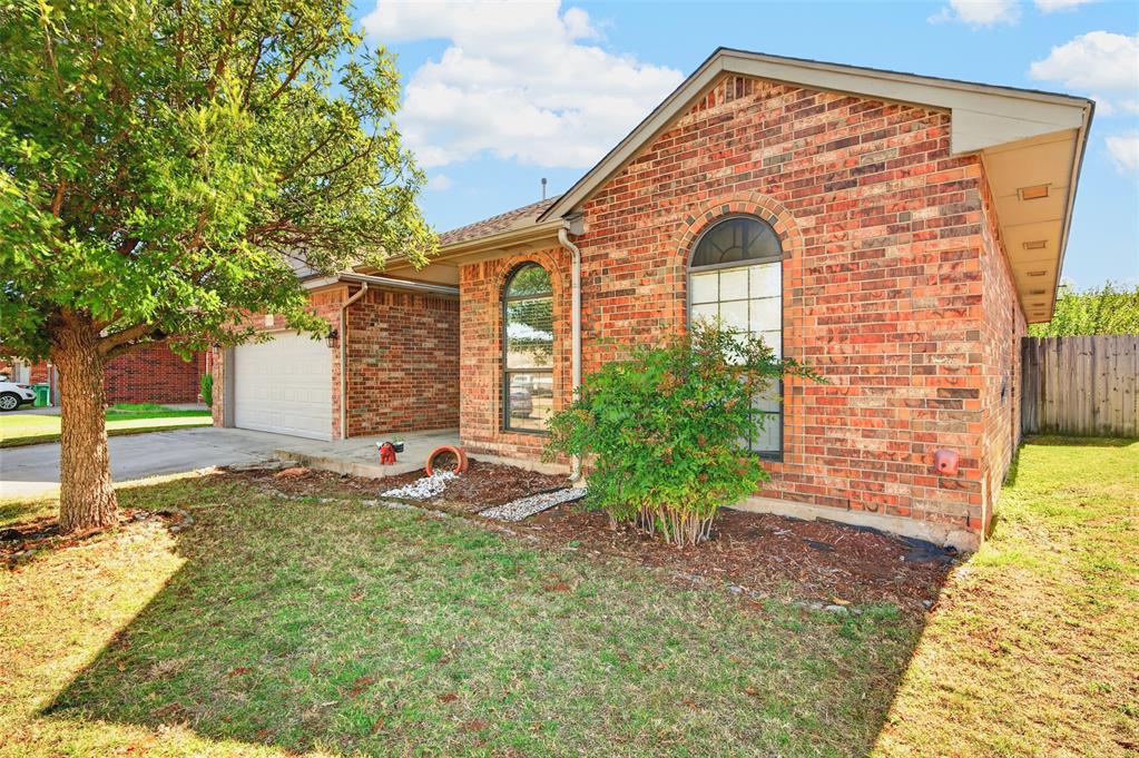 4732 Jay Matt Drive Property Photo 2