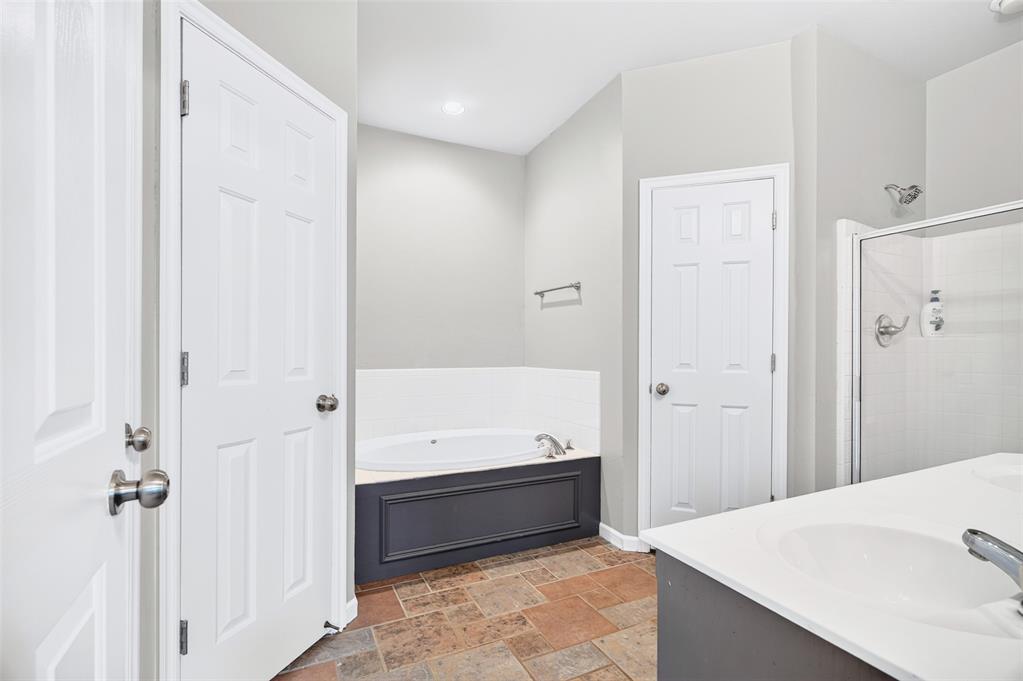 4732 Jay Matt Drive Property Photo 16