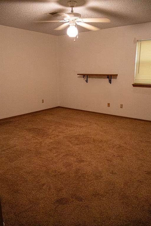 2815 W Beech Avenue Property Photo 13