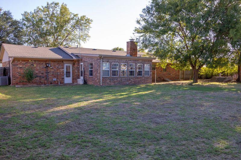 2815 W Beech Avenue Property Photo 26