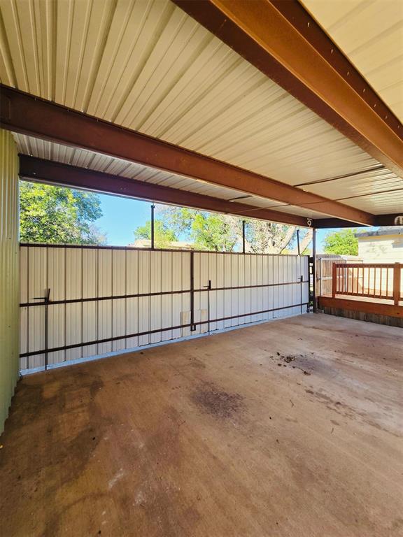 1529 N Willard Street Property Photo 11