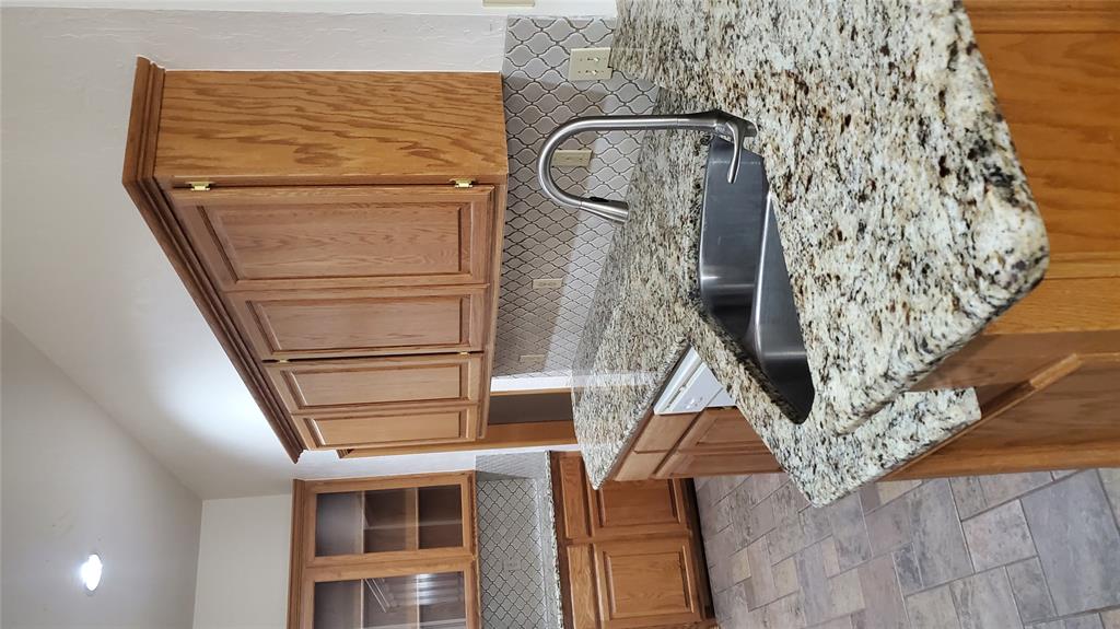 400 Amanda Drive Property Photo 19