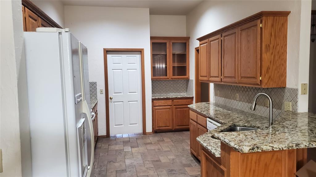 400 Amanda Drive Property Photo 23