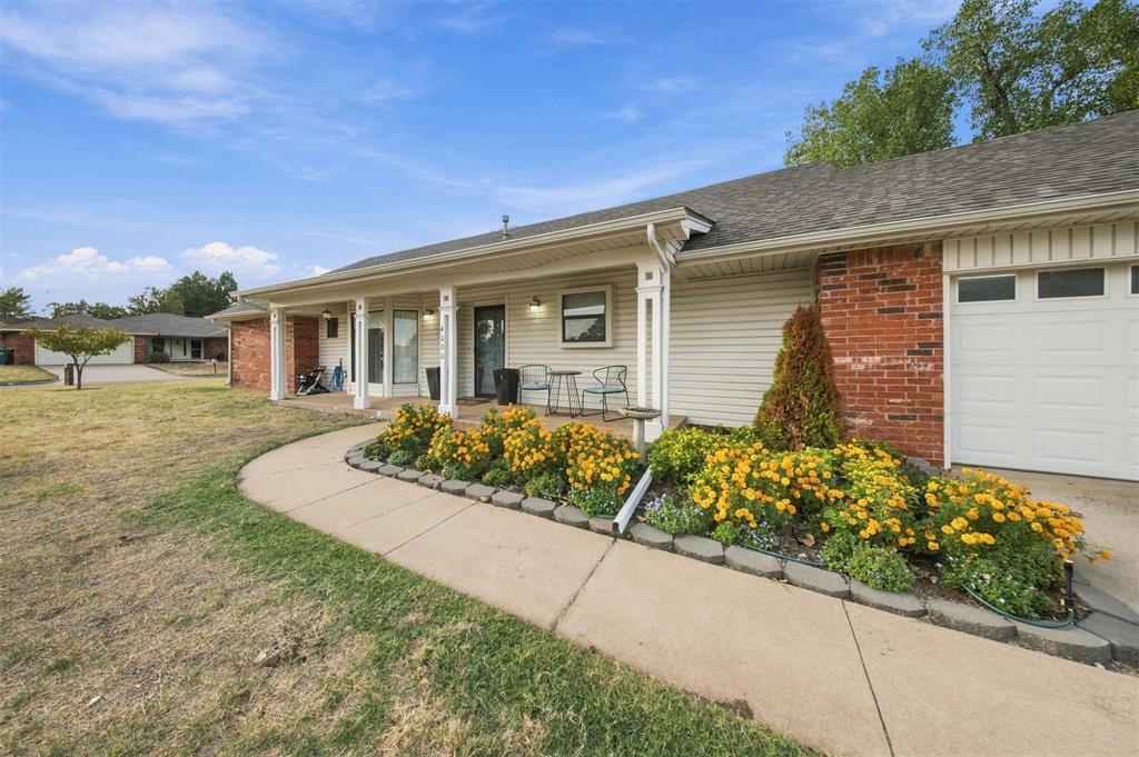 4000 Regatta Street Property Photo 3