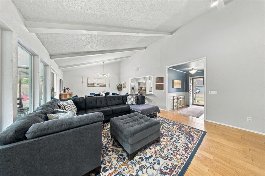 4000 Regatta Street Property Photo 5