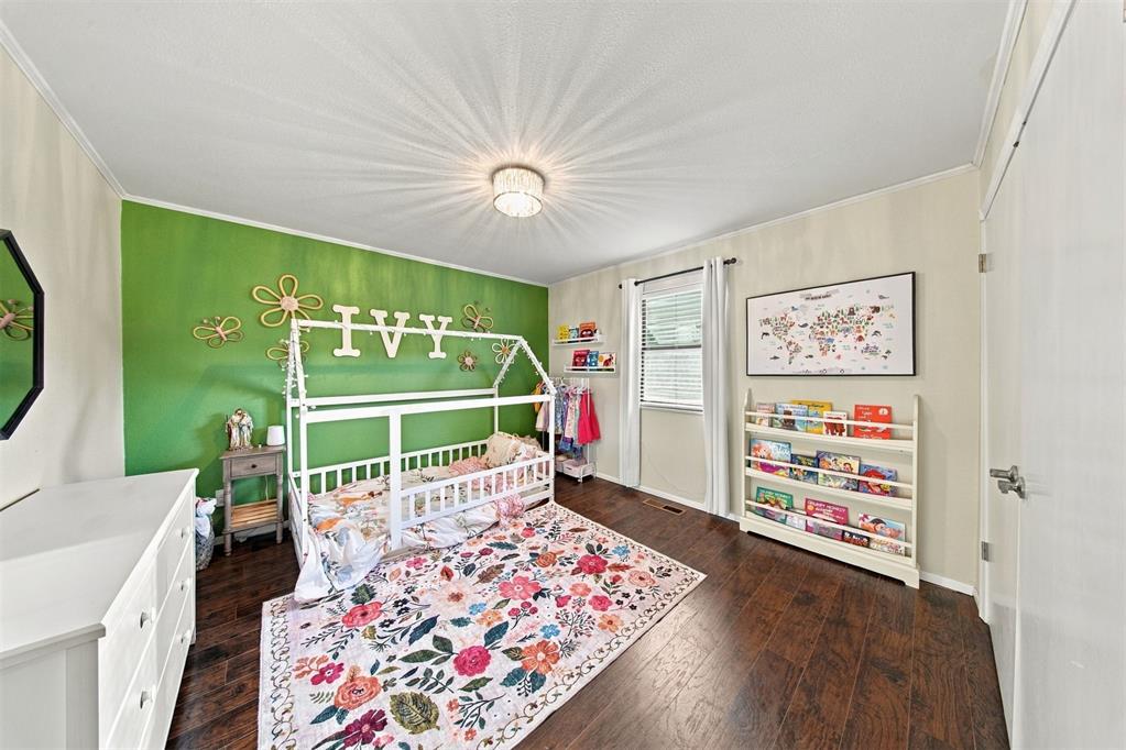 4000 Regatta Street Property Photo 18