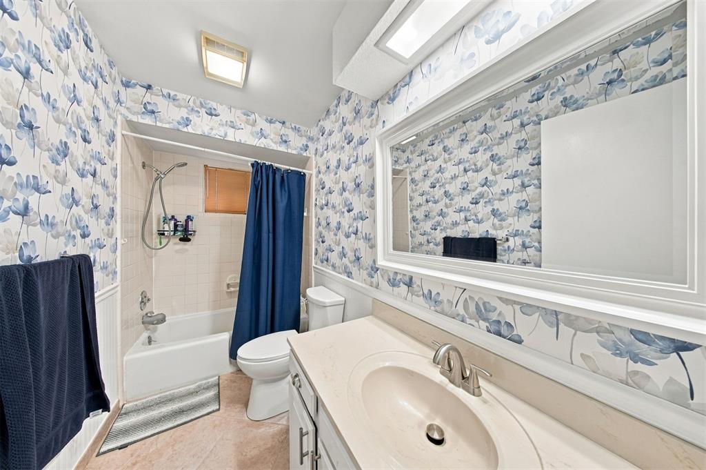 4000 Regatta Street Property Photo 22