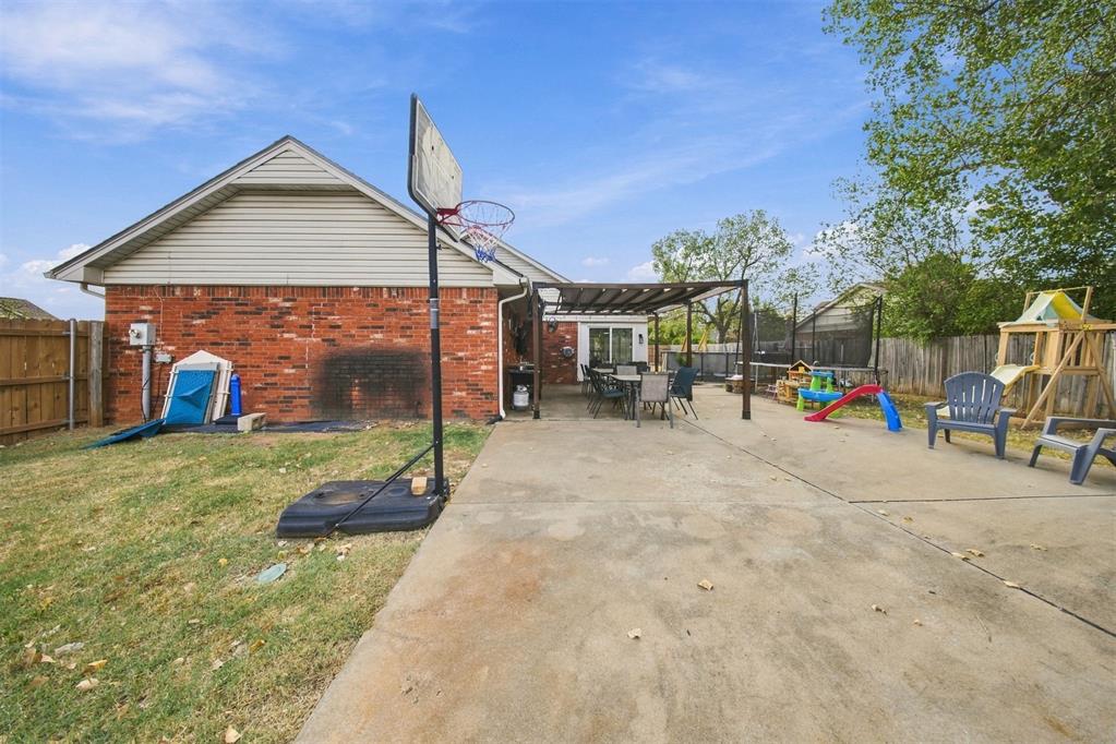 4000 Regatta Street Property Photo 33