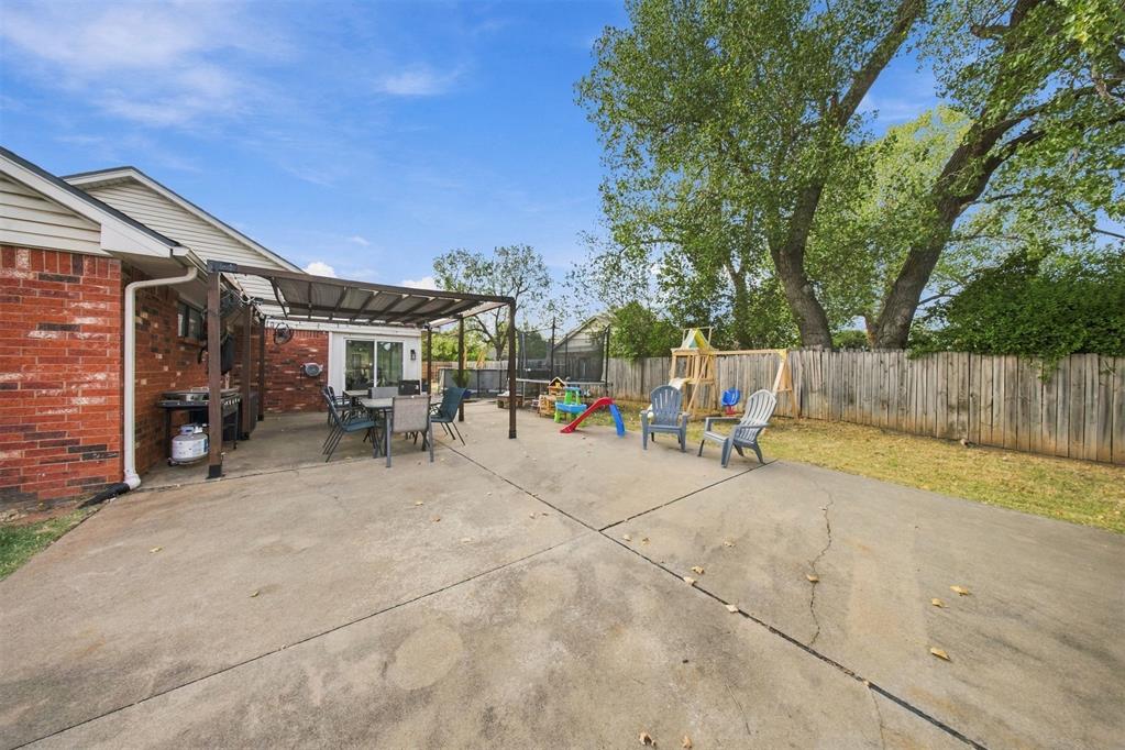 4000 Regatta Street Property Photo 34
