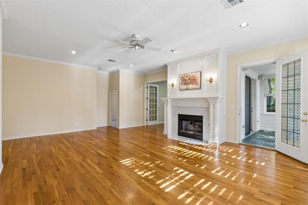 1113 Riviera Drive Property Photo 5