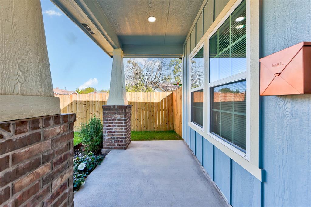 2118 N Fonshill Avenue Property Photo 7
