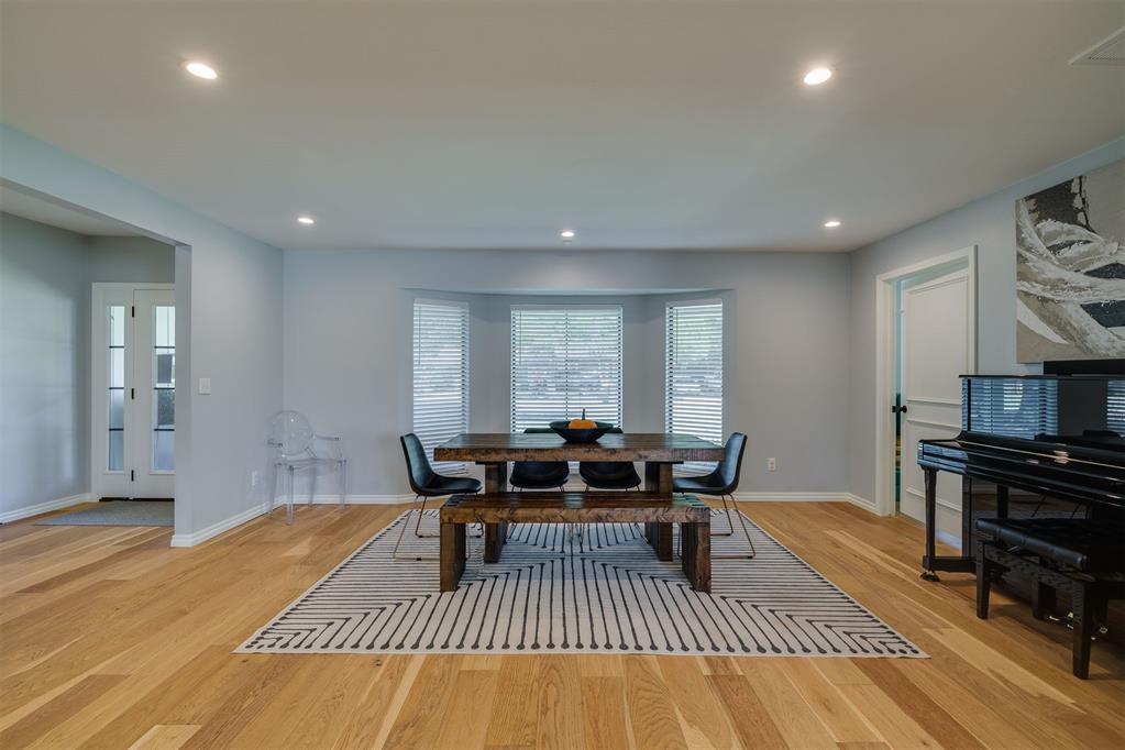 2900 Elmhurst Avenue Property Photo 6