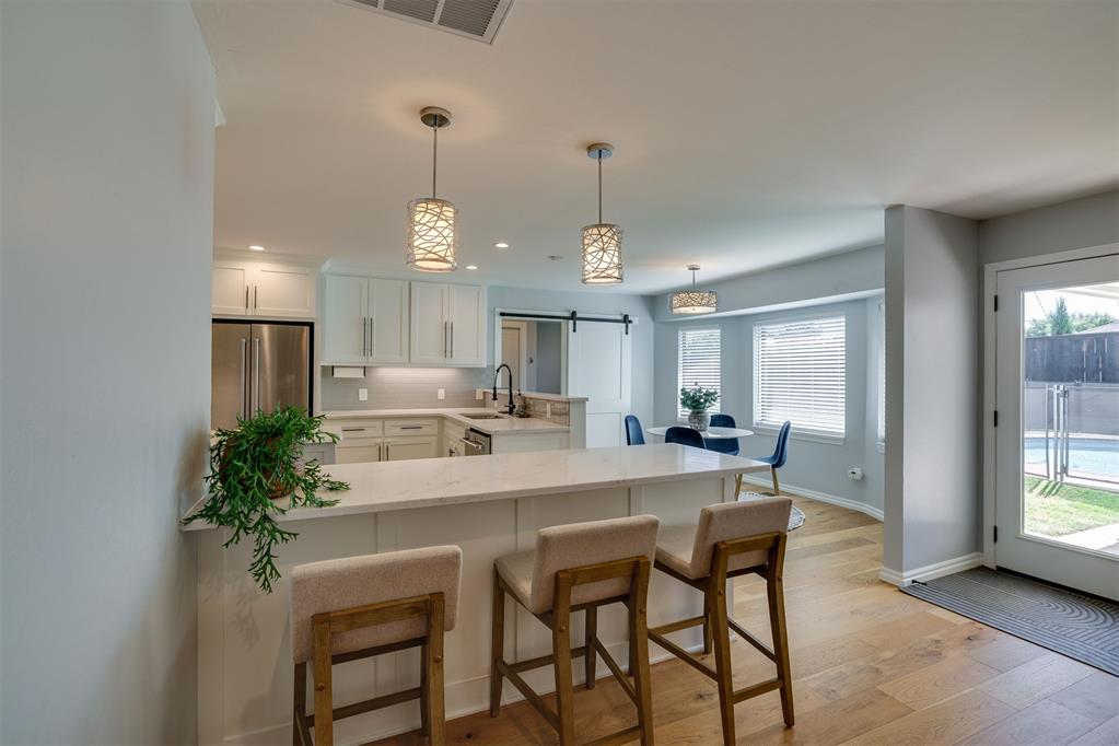 2900 Elmhurst Avenue Property Photo 13