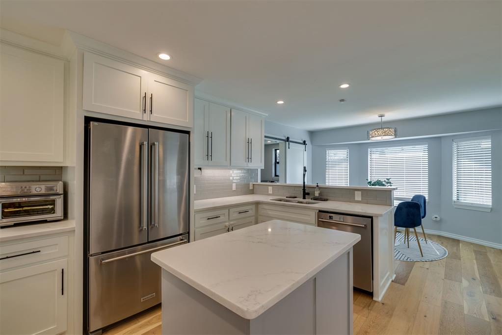 2900 Elmhurst Avenue Property Photo 17
