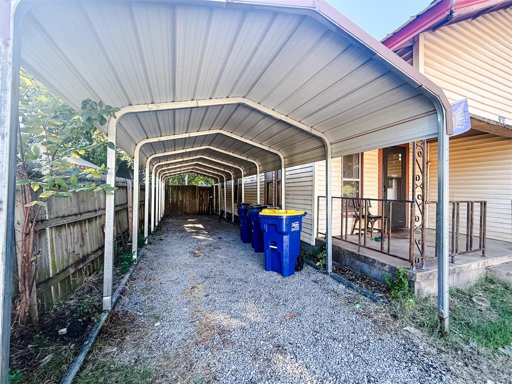 1212 S Husband Street Property Photo 2