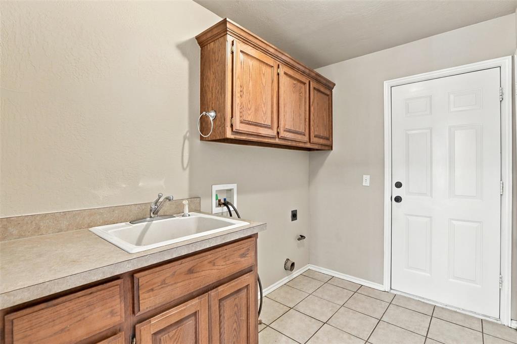 2812 Nw 167th Street Property Photo 27