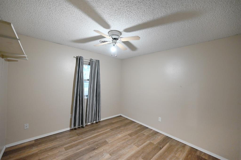 2102 W 24th Avenue Property Photo 9