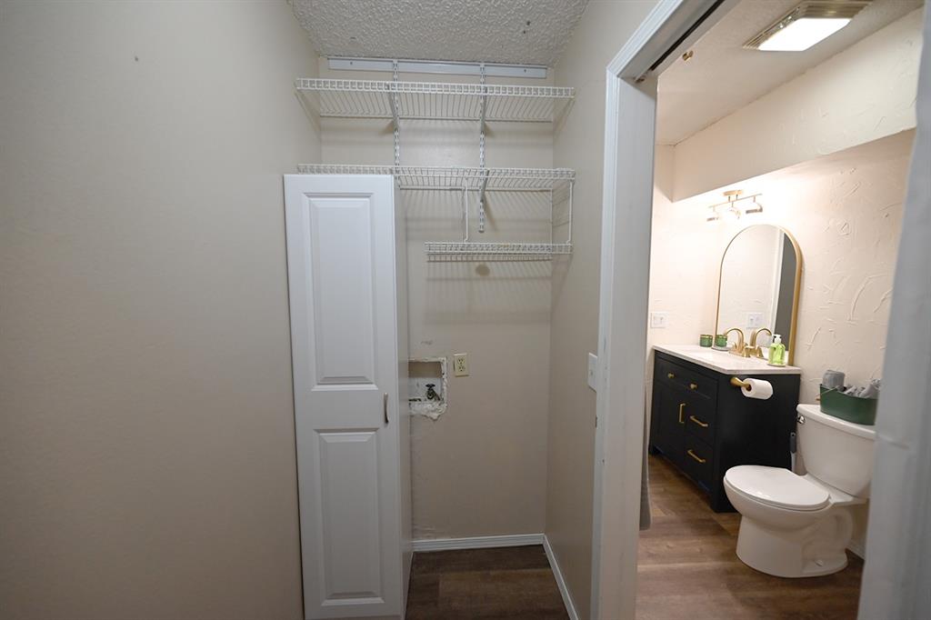 2102 W 24th Avenue Property Photo 15